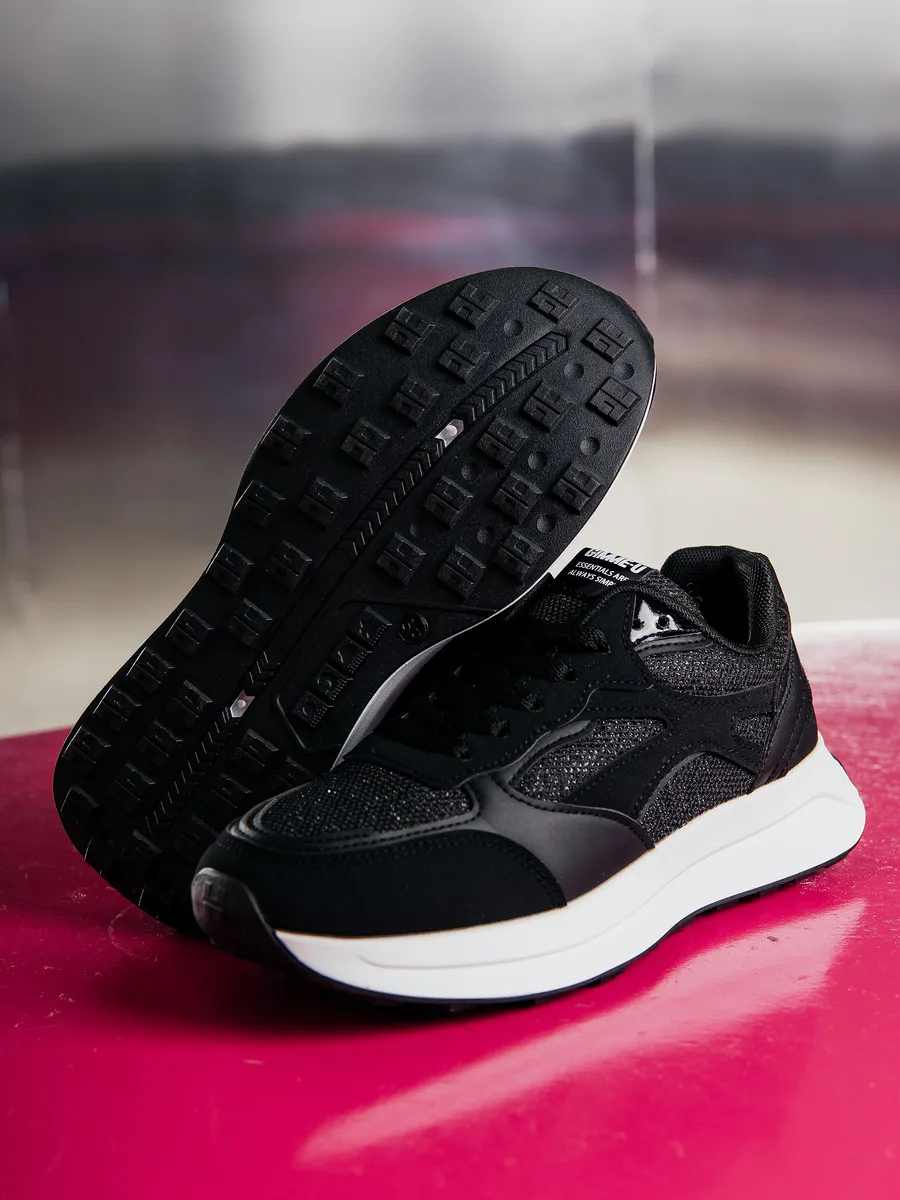 Кроссовки жен. 462-148-10-01 р.34,5 черный