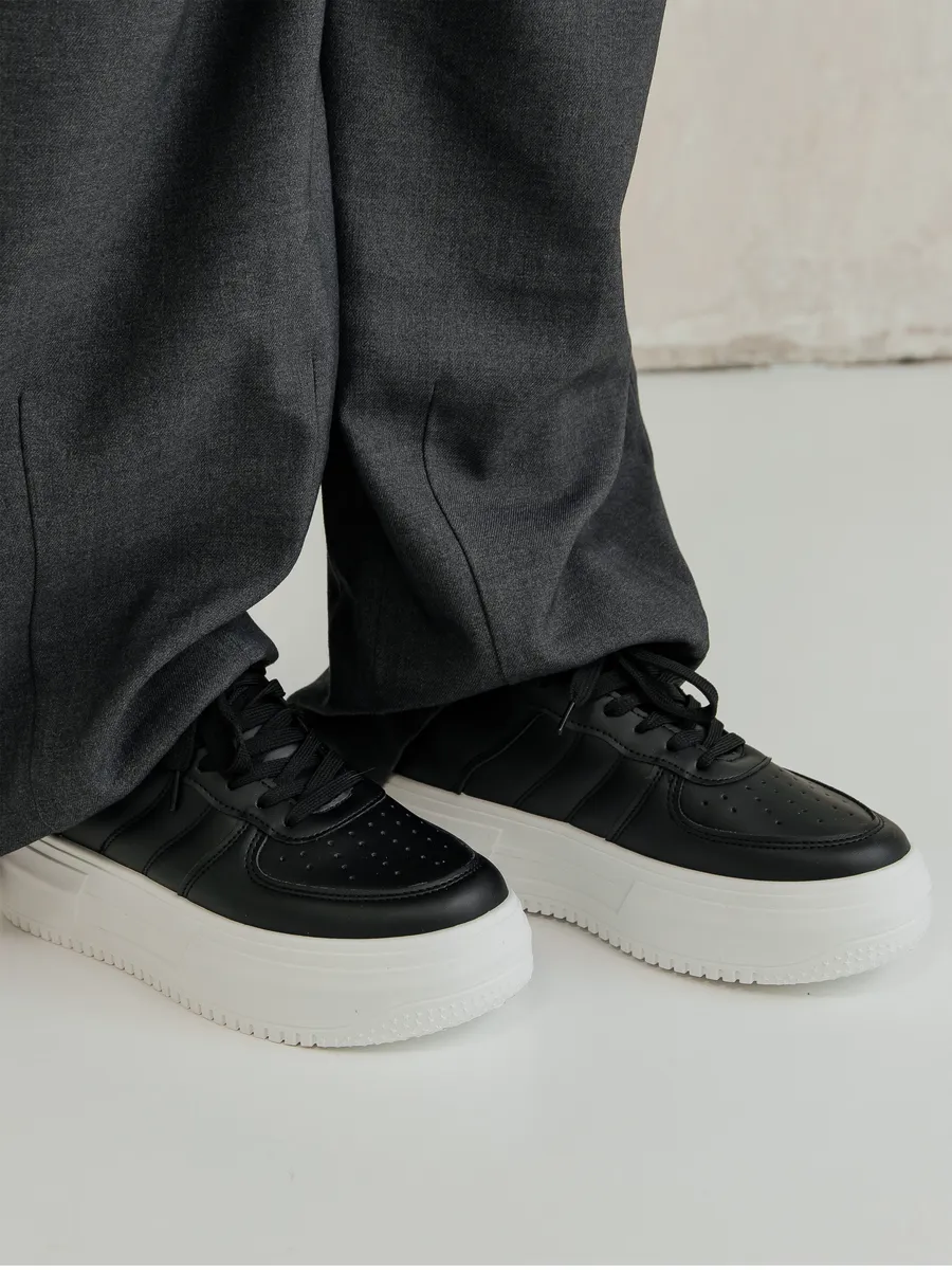 Кроссовки жен. 462-102-10/01 black+white р.34