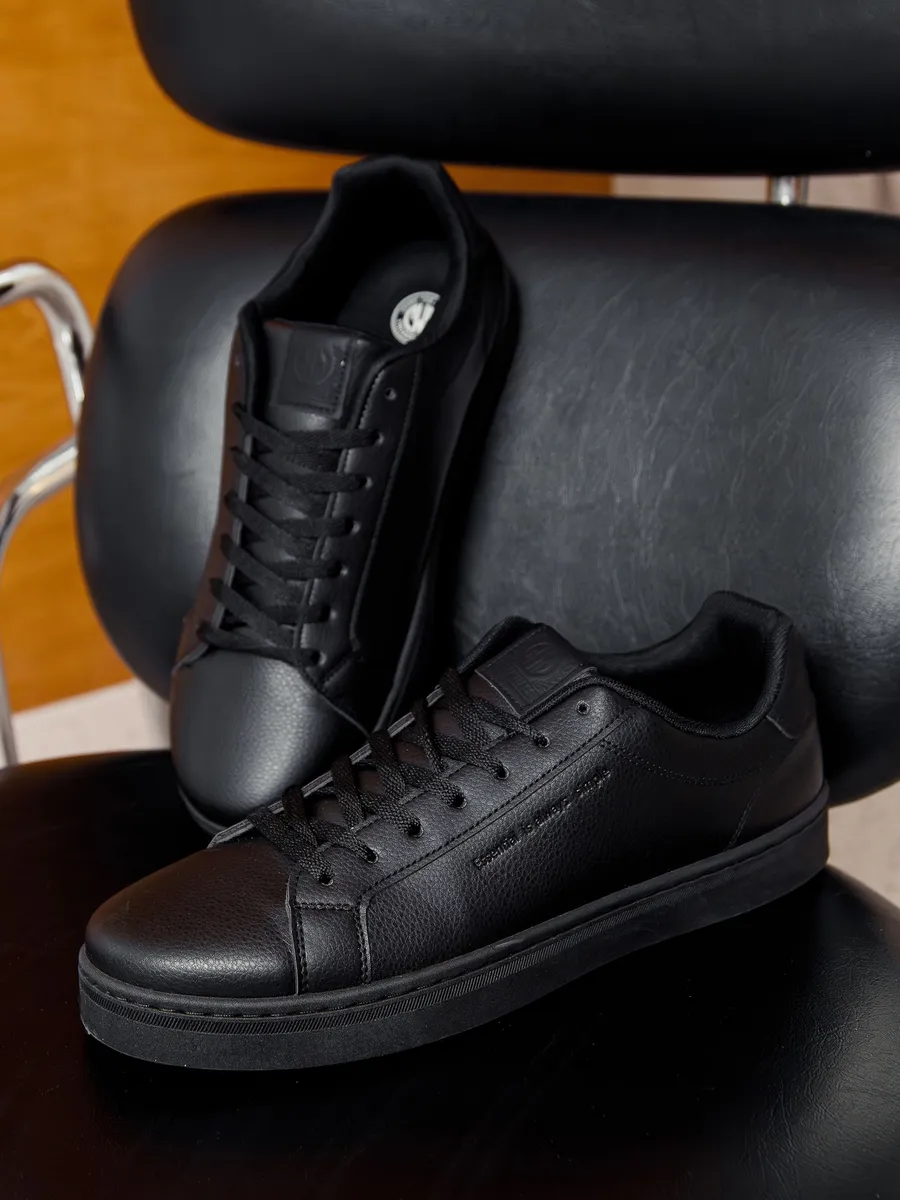 Кроссовки муж. 461-045-01/01 black р.40